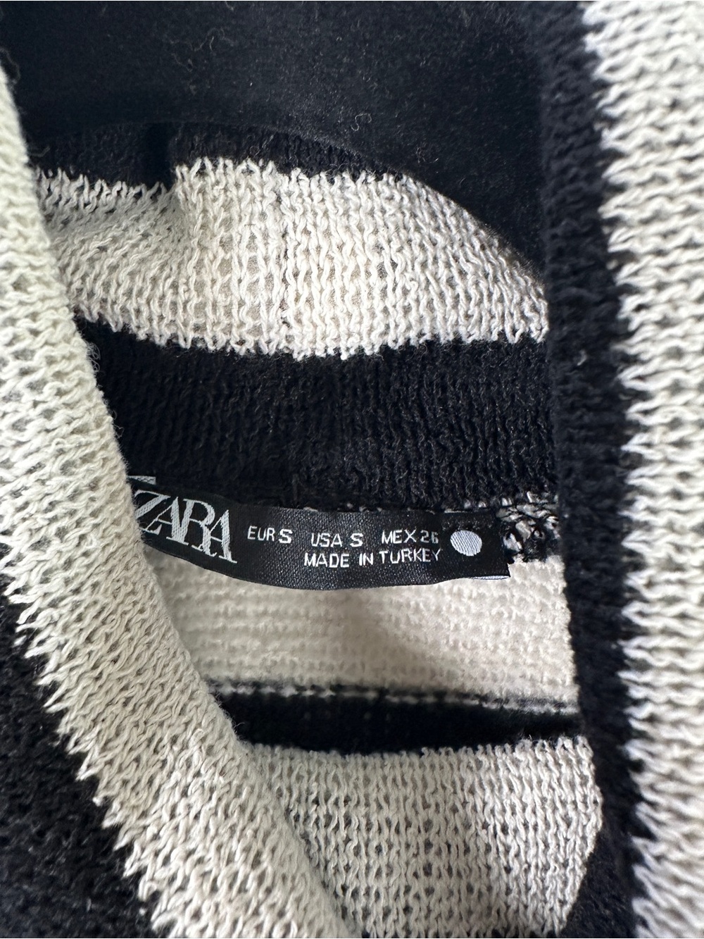 Zara Cream Black Striped Oversized Turtleneck Sweater Size S - Picture 3 of 6
